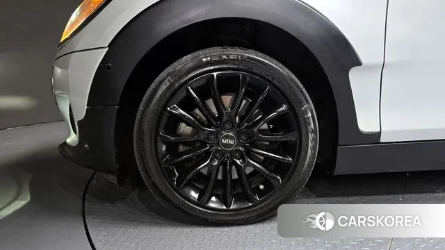 Mini Cooper D Clubman id 3018323 из Кореи 15