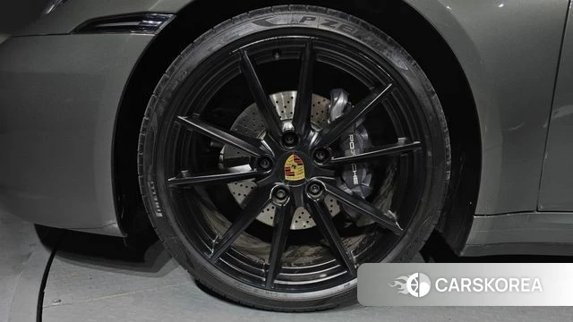 Porsche 911(992) id 3954717 из Кореи 15