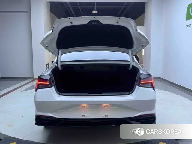 Hyundai Elantra id 4241113 из Китая 16