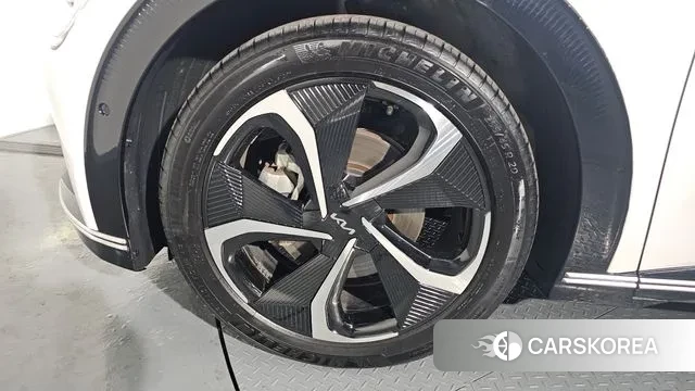 Kia EV6 id 3577456 из Кореи 16