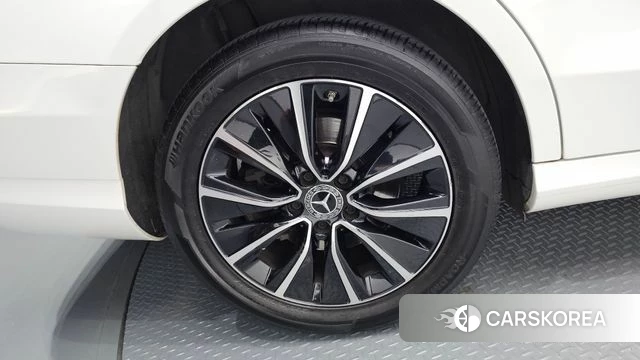 Mercedes-Benz C-Class W205 id 4865135 из Кореи 25
