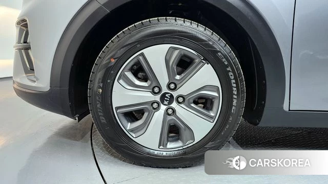 Kia The New Niro id 3936471 из Кореи 15