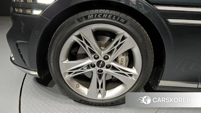 Genesis G90 (RS4) id 3818271 из Кореи 15