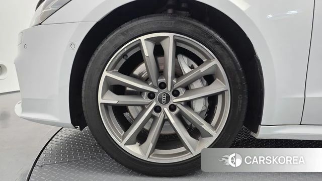 Audi A7 (4K) id 3923817 из Кореи 15