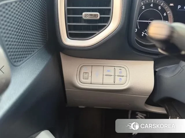 Hyundai Venue 2021 Белый из Кореи, фото 5