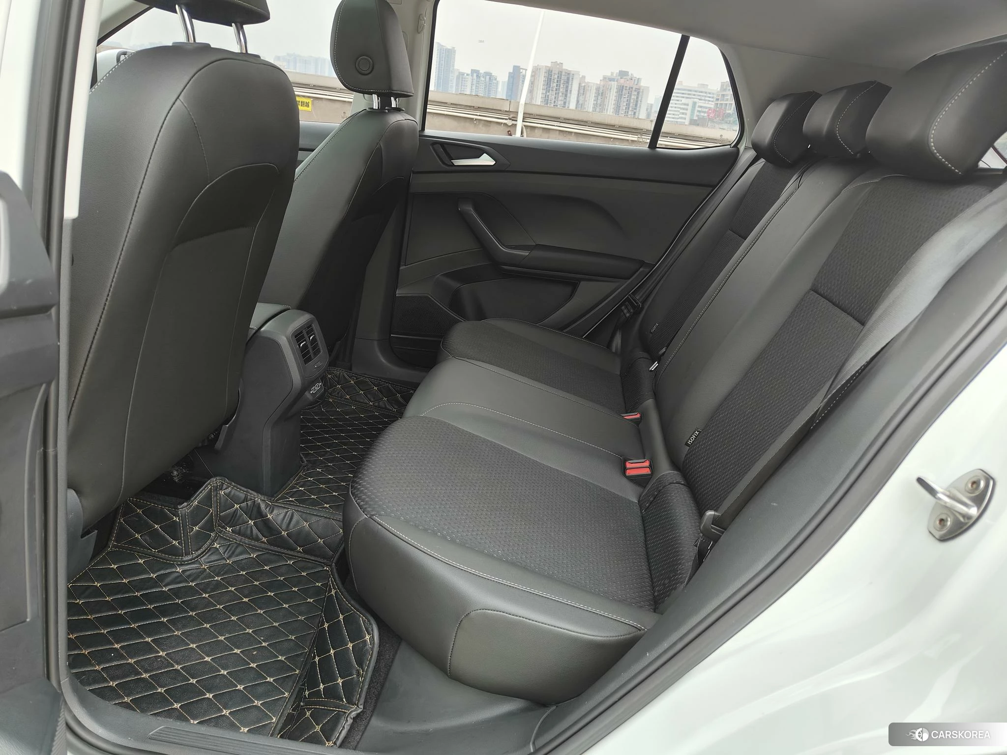 Volkswagen Exploring the shadow id 4455585 из Китая 11