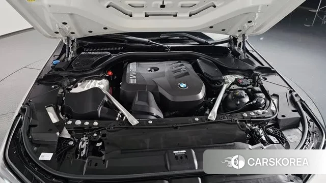 BMW 5 Series (G60) id 3436821 из Кореи 15