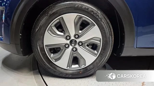 Kia Niro id 3368753 из Кореи 15