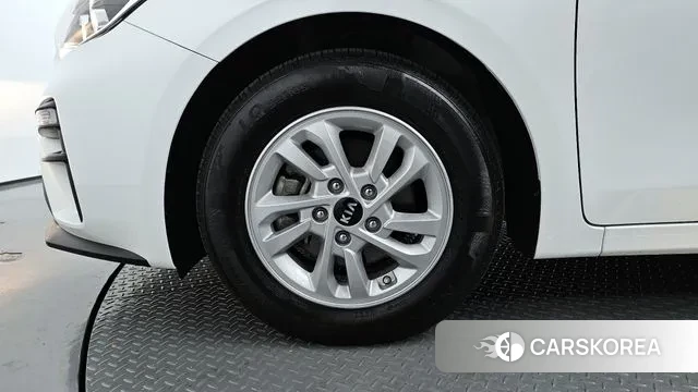 Kia Come New K3 id 3597883 из Кореи 15