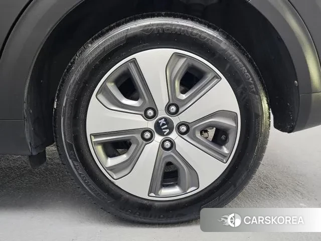 Kia The New Niro id 3451562 из Кореи 15