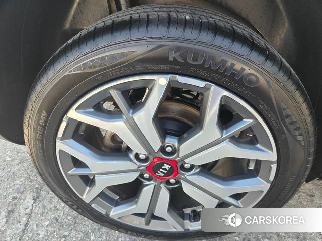 Kia Seltos id 4392615 из Кореи 15
