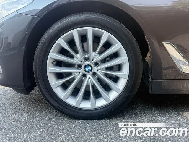 BMW 5 Series (G30) id 2869988 из Кореи 15