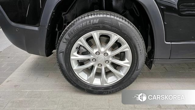 Jeep Cherokee (KL) id 4232835 из Кореи 29