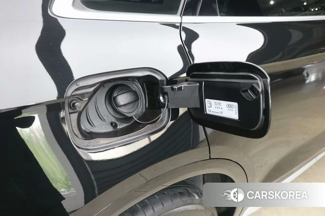 Audi Q5L id 4271920 из Китая 28