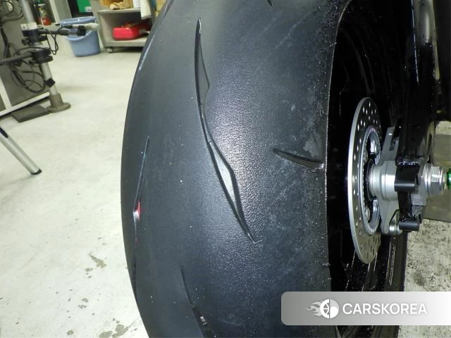 Honda CBR1000RR-R FIREBLADE SP id 4229661 из Японии 29