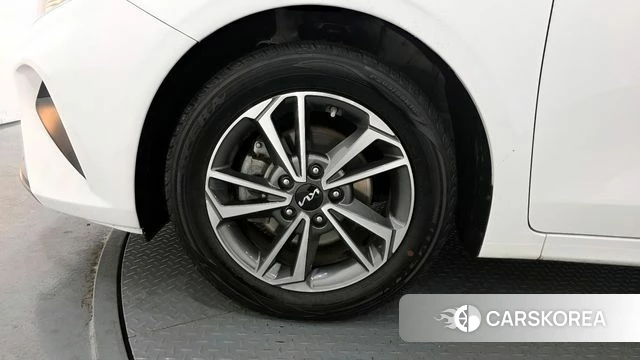 Kia The New K3 2nd generation id 3892257 из Кореи 15