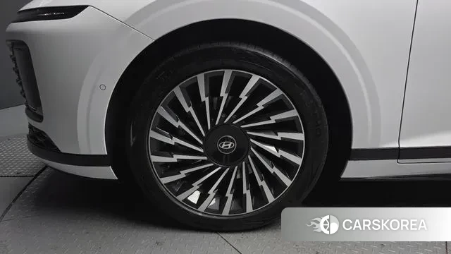 Hyundai Grandeur (GN7) id 3654351 из Кореи 15