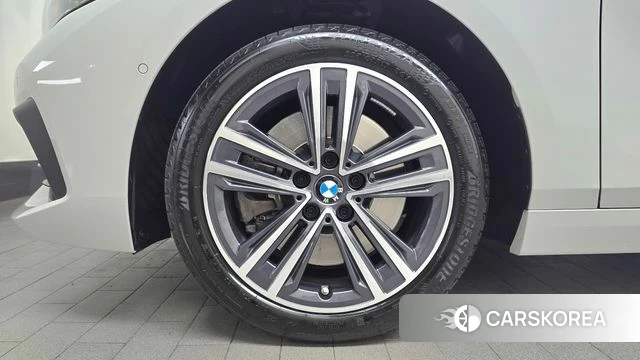 BMW 1 Series (F40) id 4350132 из Кореи 25