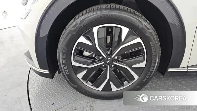 Kia EV6 id 3556044 из Кореи 15