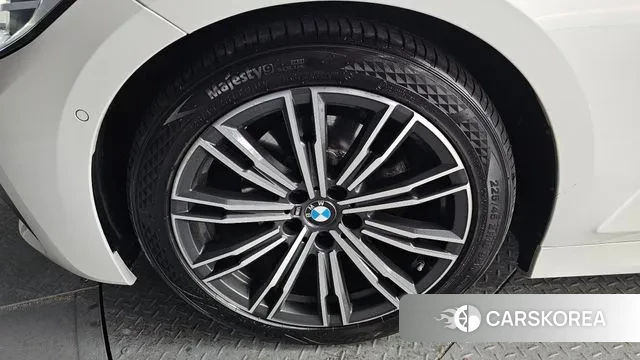 BMW 3 Series (G20) id 3636331 из Кореи 15