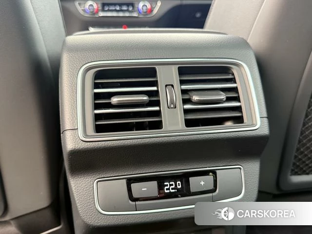 Audi Q5L id 4275543 из Китая 10