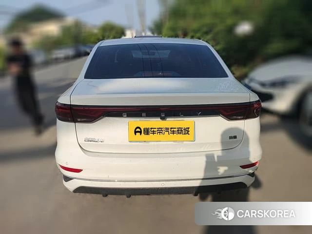 Geely Automobile Emgrand 2026 Белый из Китая, фото 5