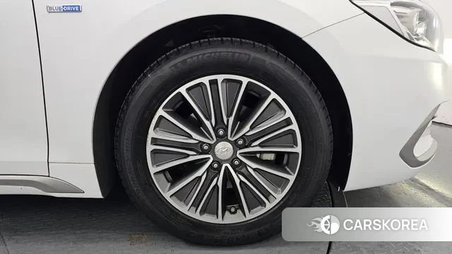 Hyundai Grandeur IG Hybrid id 3718854 из Кореи 15