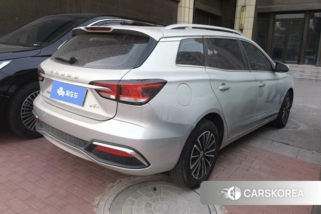 Roewe Ei5 id 4208172 из Китая 12