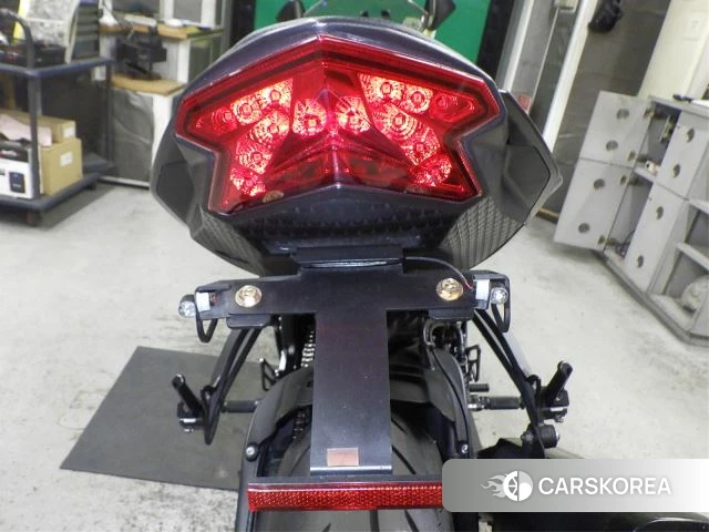 Kawasaki ZX-6R NINJA ABS id 3946861 из Японии 29