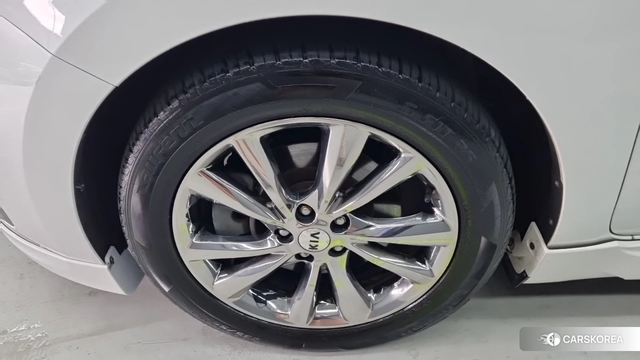Kia The New Carnival id 4447629 из Кореи 13