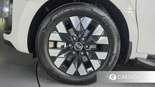 Hyundai Staria id 4322068 из Кореи 33
