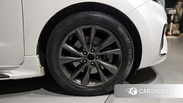 Kia The New Carnival id 2966420 из Кореи 15