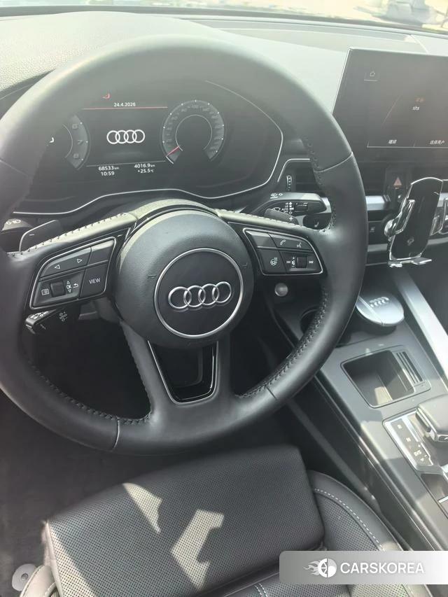 Audi A4L id 4271824 из Китая 9