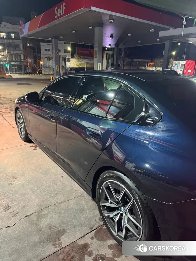 BMW 5 Series (G60) 2024 Черный из Кореи, фото 5