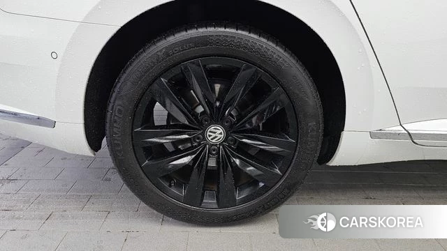 Volkswagen Arteon id 4604832 из Кореи 32