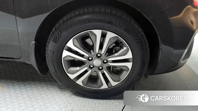 Kia The New Carnival id 3612629 из Кореи 15