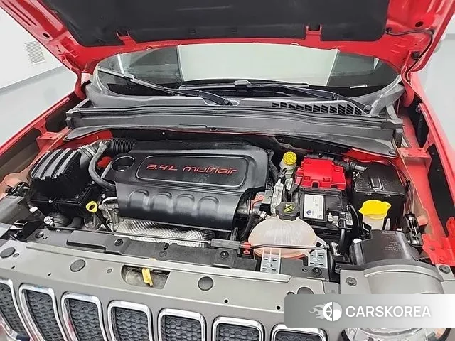 Jeep Renegade id 3094277 из Кореи 14