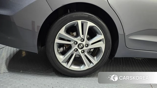 Hyundai Avante AD id 4483184 из Кореи 15