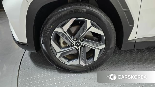 Hyundai Tucson (NX4) id 4849148 из Кореи 30