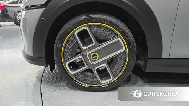 Mini Cooper Electric id 4763536 из Кореи 25