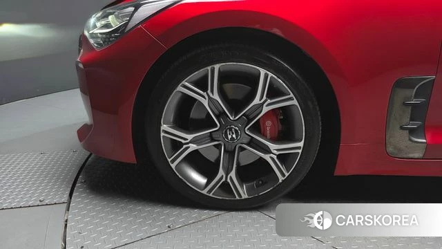 Kia Stinger id 4356850 из Кореи 31