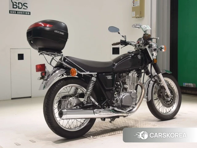 Проданный Yamaha SR 400 2016 из Японии