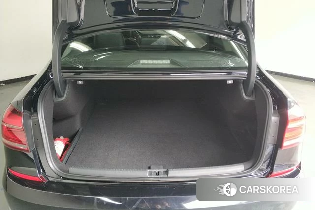 Volkswagen Passat id 4234861 из Китая 12