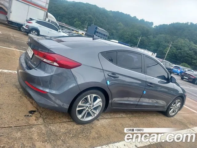 Hyundai Avante AD id 2865612 из Кореи 13