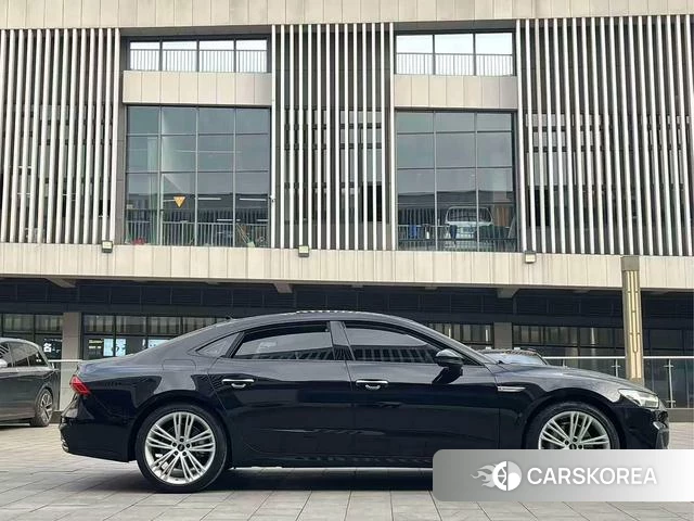 Audi A7L id 4300021 из Китая 10