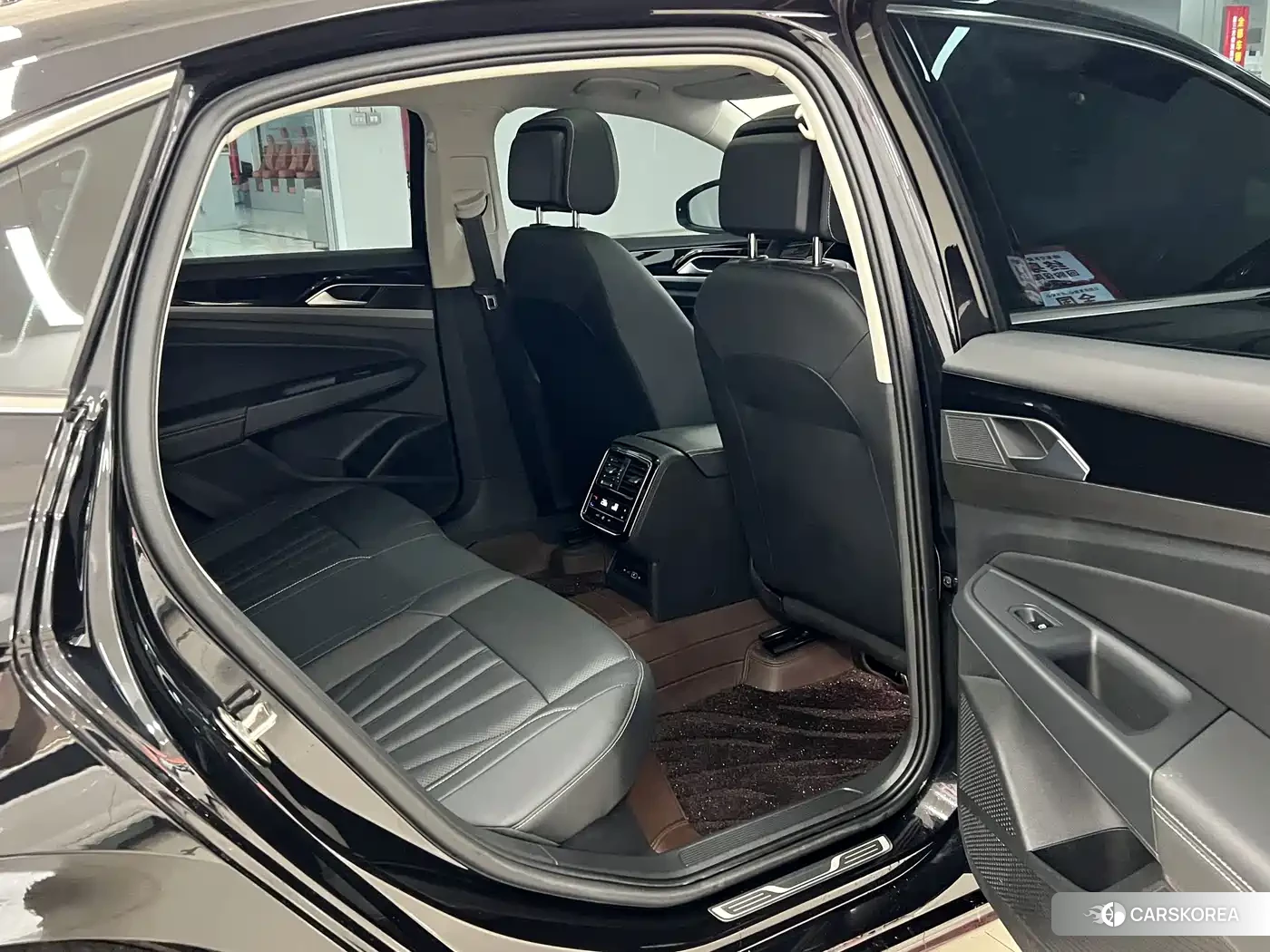 Volkswagen Passat id 4622632 из Китая 13