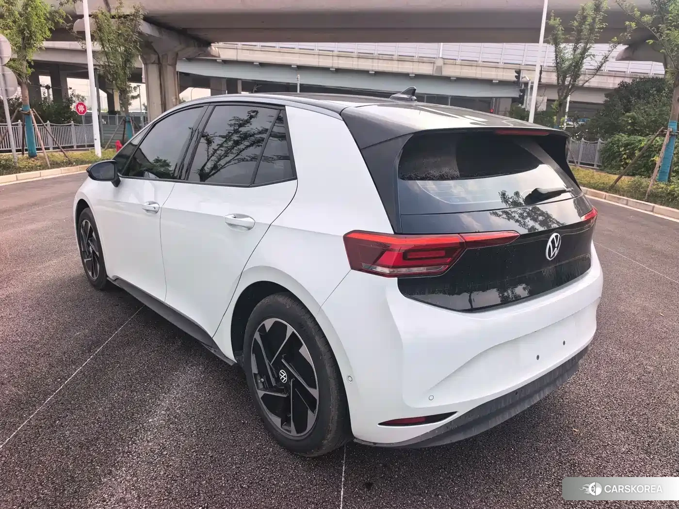 Volkswagen ID.3 id 4600636 из Китая 14