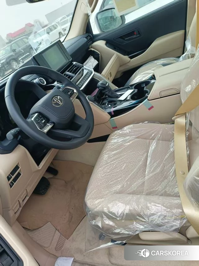 Toyota Land Cruiser (imported) 2026 Белый из Китая, фото 5