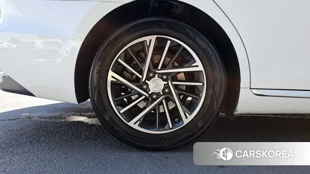 Hyundai The New Grandeur IG id 2990633 из Кореи 15