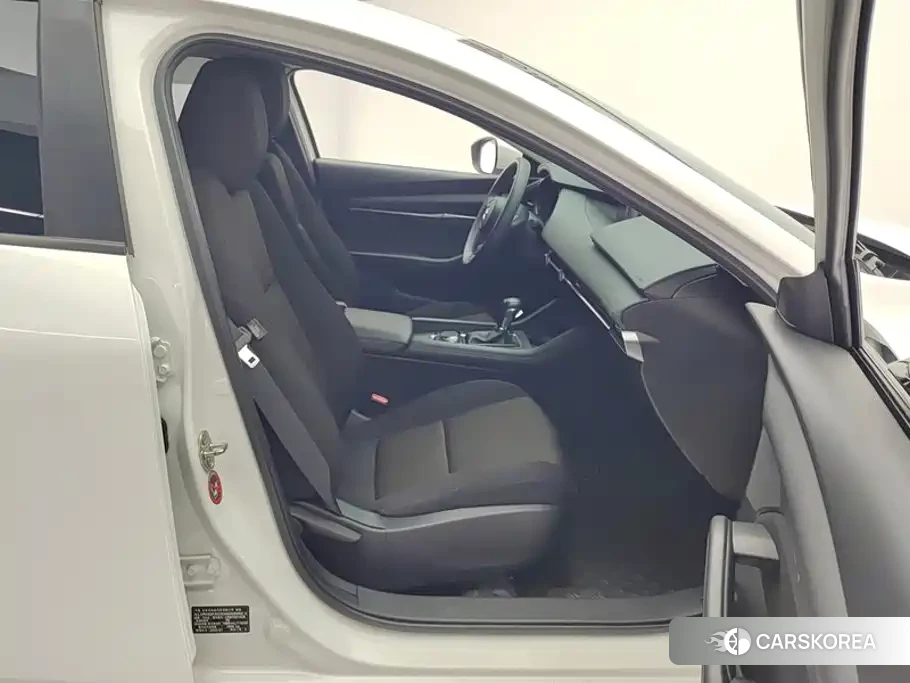 Mazda 3 id 4655113 из Китая 11
